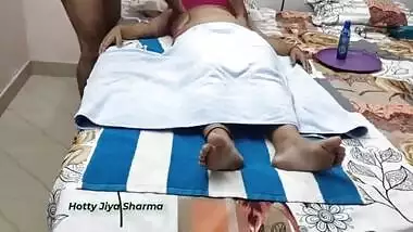 Jiya Indian Actress making Hot Video after shooting