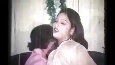 House wife exposed in masala movies