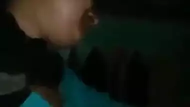 Dehati pair live sex clip on selfie cam