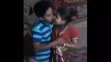 Desi village bhabhi having sex