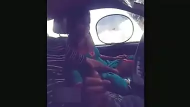 Tamil lovers car foreplay and outdoor sex