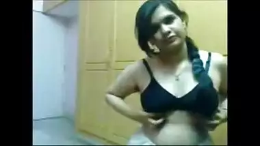 Indian free porn college girl cam strip