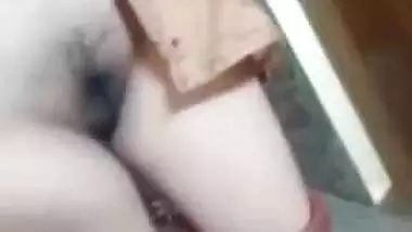 Desi cute bhabi show her hot boobs n pussy