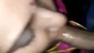 Tamil Bhabhi giving nice blowjob on cam