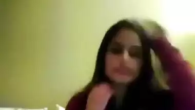 Hotty Naughty Girl Shefali Fingering on Cam.