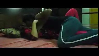 Desi porn clip of 1st year hostel girl home sex with lover