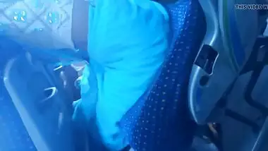 Desi boob show in Hyderabad bus