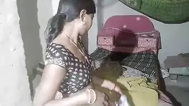 Indian housewife sex riding hubby dick viral xxx