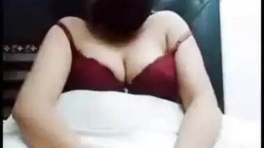 Lahore girl’s viral Pakistani porn video of masturbation