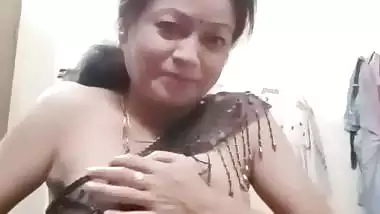 Assamese bhabhi boobs show for husband friend