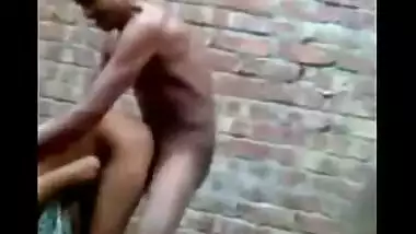 Indian outdoor porn bengali girl fucked by neighbour