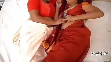 Today Exclusive- Desi Lesbo Girl Romance And Pussy Fingering