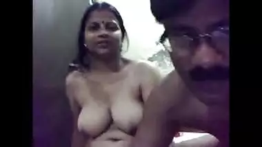 Desi couple webcam show-2