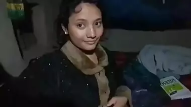 Desi teen age girl showing her boobs and pussy