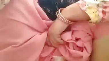 Dehati xxx bhabhi pissing viral video making