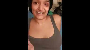 XXX Indian porn movie of NRI desi girl