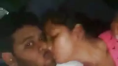 desi couple kissing & blowjob in Car