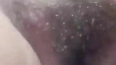 Mallu aunty showing hairy pussy to Facebook friend