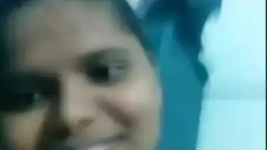 Telugu Slut Deepika Nude On Video Call After Shower