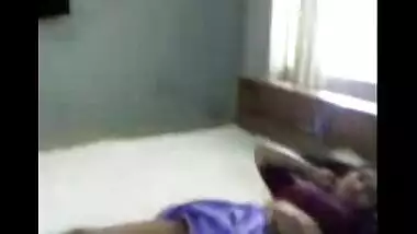 Tamil house wife fucked by son’s school teacher