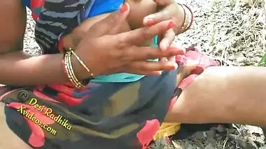 Desi Indian Outdoor Jungle Sex In Saree