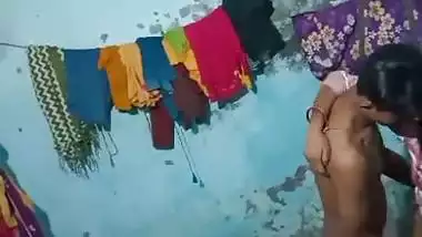 Village Devar bhabhi fucking in standing ,secretly recorded by neighbour