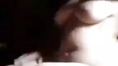 MMS porn of XXX girl who shows off boobs to Desi lover via video link