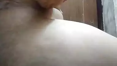 Desi Collage Girl Navel Bathing Tight Pussy