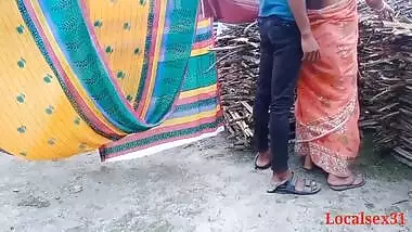 Indian Village Bhabhi Xxx Videos With Farmer In Village House