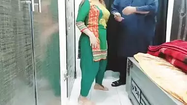 Pakistani Girl Full Nude Dance At Private Party in Hotel