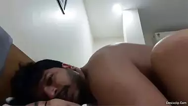 Cute chashmish girl fucked by lover full video