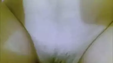 Gujarati college ke teen girl ki bur chudai ka xxx porn