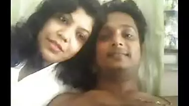 Fabulous young couple’s honeymoon desi sex video