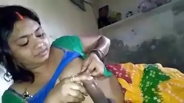 Dehati Hotwife Gets Romantic With Her Lover’s Hard Cock