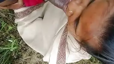 XXX partner turns Desi woman on after a blowjob in MMS video