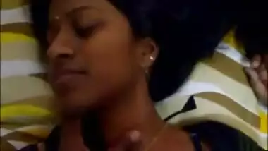 Dusky and slim south Indian girl blowjob