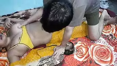 Chachi aur naukar ki chudai ka Antarvasna porn video