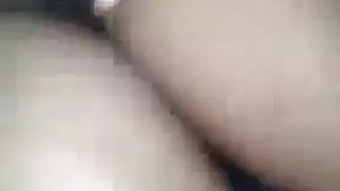 Hot Mallu Bhabhi Secretly Showing Pussy