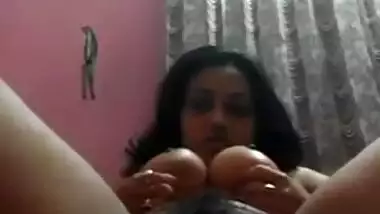 desi sexy bhabi show her pussy
