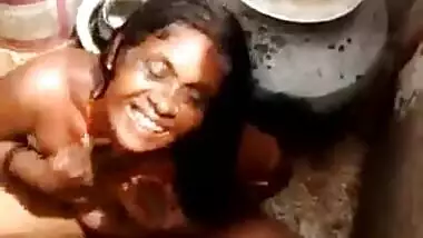 Bhabi Bath Capturd Hot