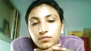 Jammu callgirl teasing and stripping