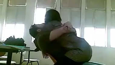 Chudai Video Of Indian College Girlfriend In Classroom
