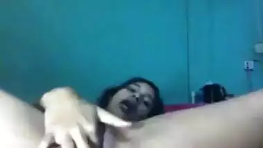 Being ready to masturbate Desi girl strips and exposes XXX twat
