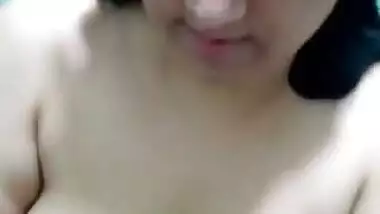 Sexy Paki Wife Bathing and Blowjob